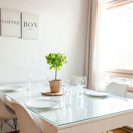 Lägenhet 2ndhomes Luxurious 2br With Rooftop Terrace & Sauna In Kamppi Center *