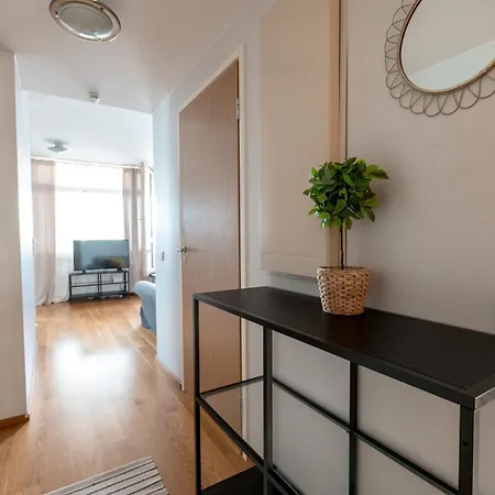 Διαμέρισμα 2ndhomes Luxurious 2br With Rooftop Terrace & Sauna In Kamppi Center *